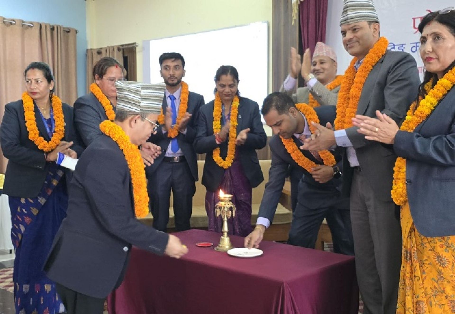 सन नेपाल लाइफ इन्स्योरेन्सद्धारा प्रदेश स्तरीय मार्केटिङ्ग म्यानेजर सम्मान कार्यक्रम सम्पन्न
